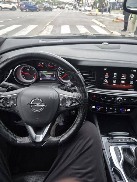 Opel Insignia OPC Line