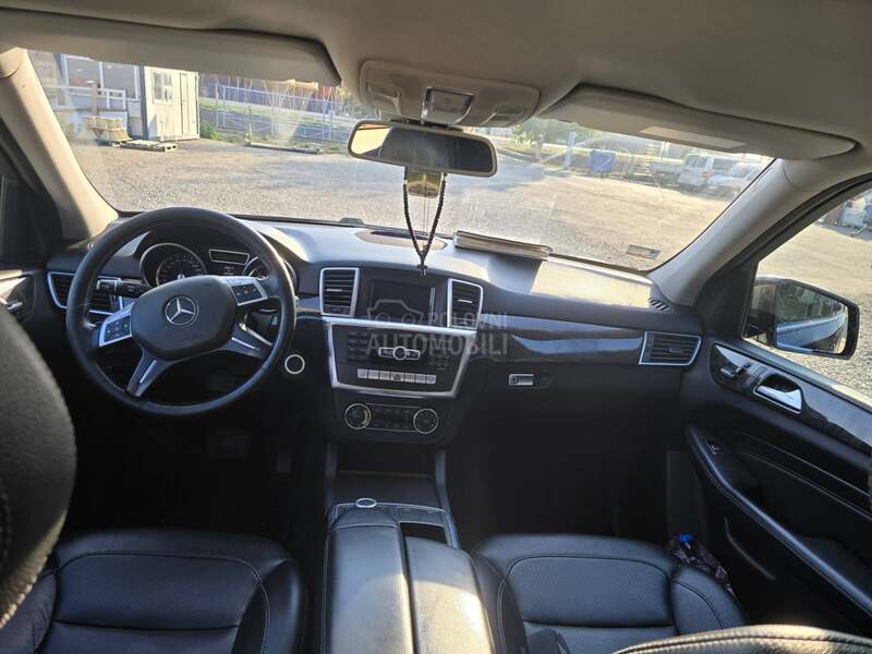 Mercedes Benz ML 350 