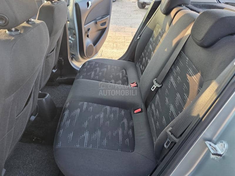 Opel Corsa D 1.3cdti