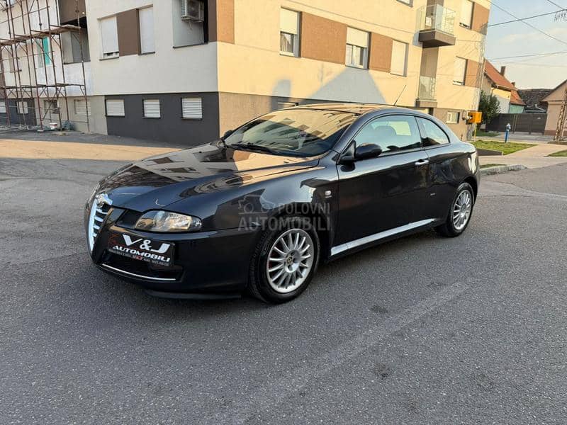 Alfa Romeo GT 1.9 JTD/TOOP/GT/ Alfa Romeo GT 1.9 JTD/TOOP/GT/