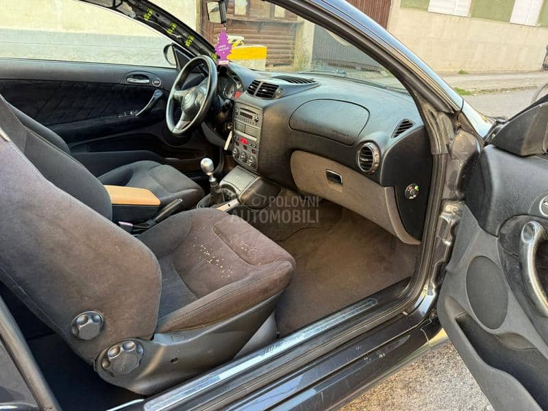 Alfa Romeo GT 1.9 JTD/TOOP/GT/ Alfa Romeo GT 1.9 JTD/TOOP/GT/