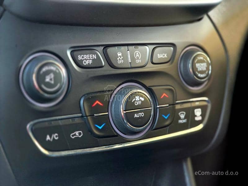 Jeep Cherokee 2.2d LIMITED A/T 4x4