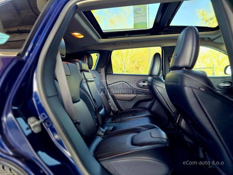 Jeep Cherokee 2.2d LIMITED A/T 4x4