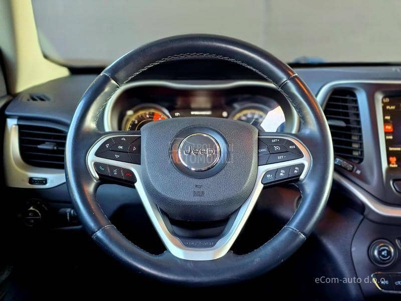 Jeep Cherokee 2.2d LIMITED A/T 4x4