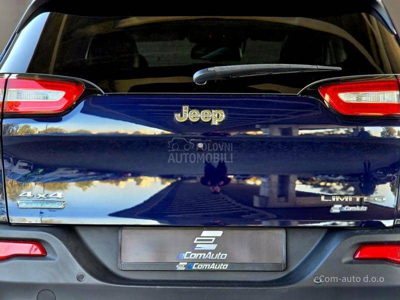 Jeep Cherokee 2.2d LIMITED A/T 4x4