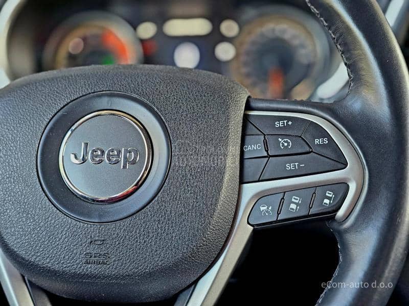 Jeep Cherokee 2.2d LIMITED A/T 4x4