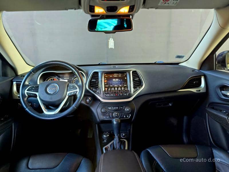 Jeep Cherokee 2.2d LIMITED A/T 4x4