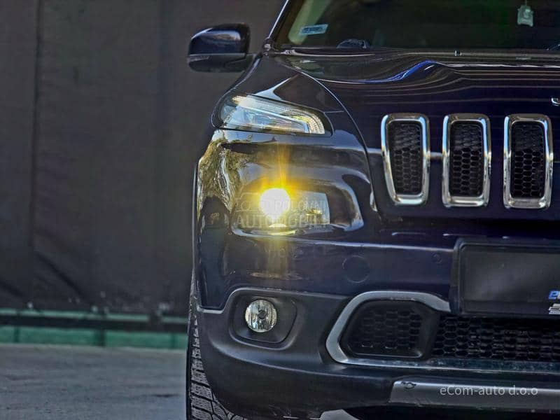 Jeep Cherokee 2.2d LIMITED A/T 4x4