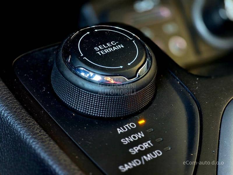 Jeep Cherokee 2.2d LIMITED A/T 4x4