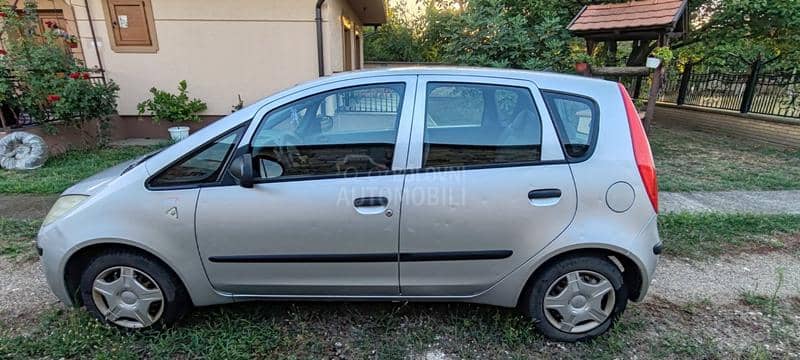 Mitsubishi Colt 1.3 2004.godište