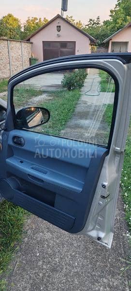 Mitsubishi Colt 1.3 2004.godište