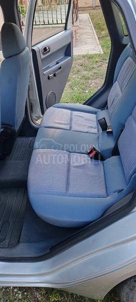 Mitsubishi Colt 1.3 2004.godište