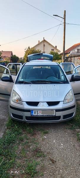 Mitsubishi Colt 1.3 2004.godište