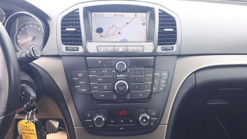 Opel Insignia 2.0cdti  SERVISN A Opel Insignia 2.0cdti  SERVISN A