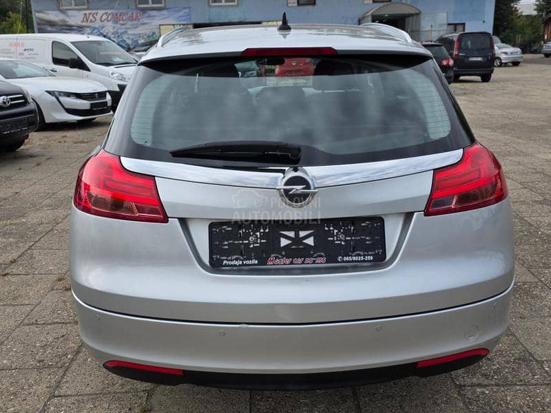 Opel Insignia 2.0cdti  SERVISN A Opel Insignia 2.0cdti  SERVISN A