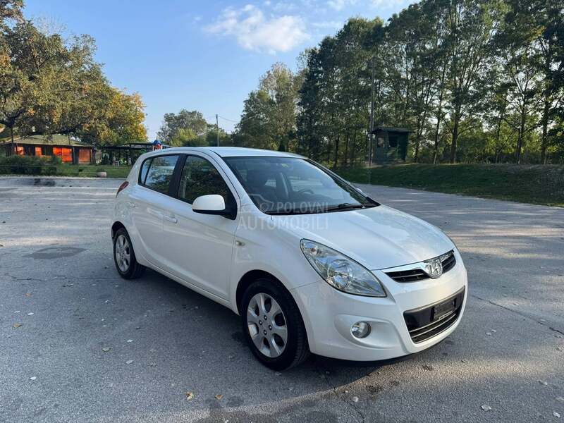 Hyundai i20 CH-1.4i