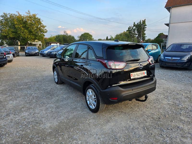 Opel Crossland X  