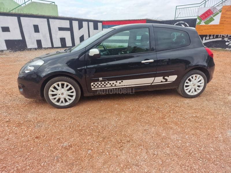 Renault Clio 1.2 100