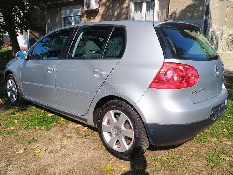 Volkswagen Golf 5 Samo 84000K.m