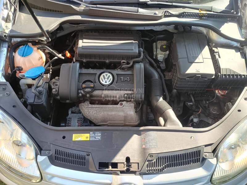 Volkswagen Golf 5 Samo 84000K.m