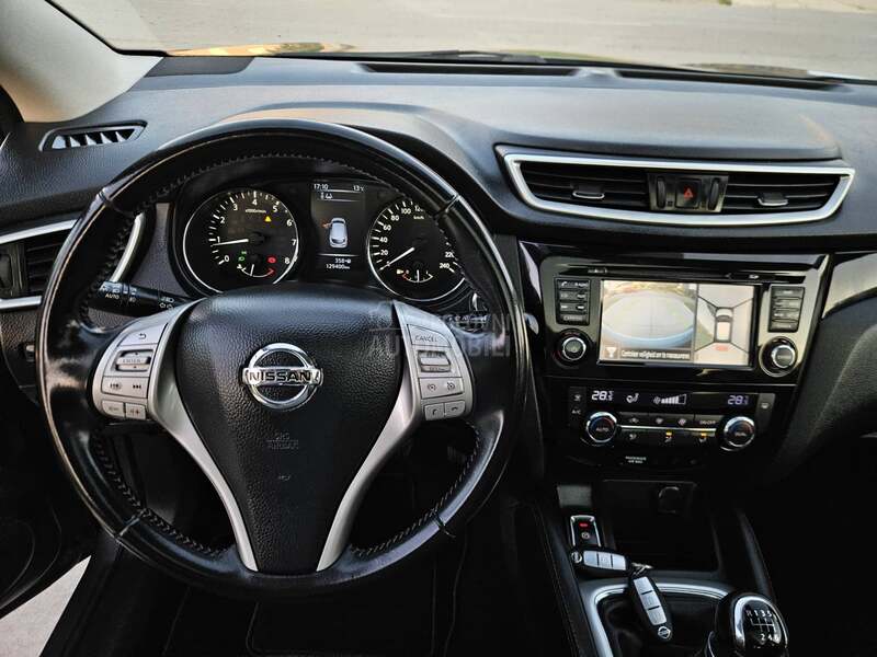 Nissan Qashqai 1.2b PANO/360KAM