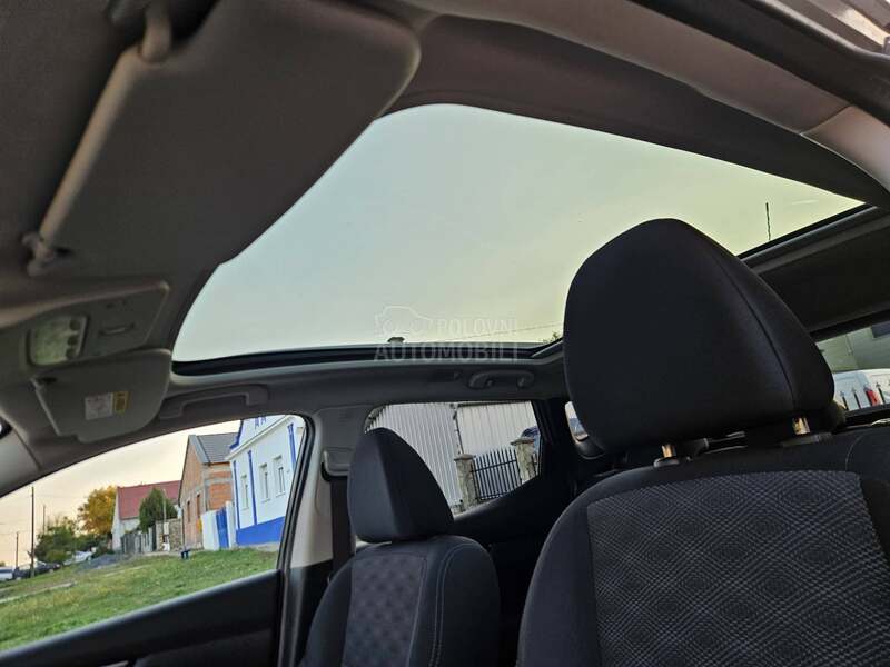Nissan Qashqai 1.2b PANO/360KAM
