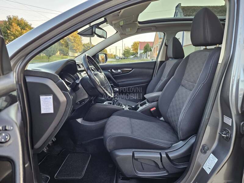 Nissan Qashqai 1.2b PANO/360KAM