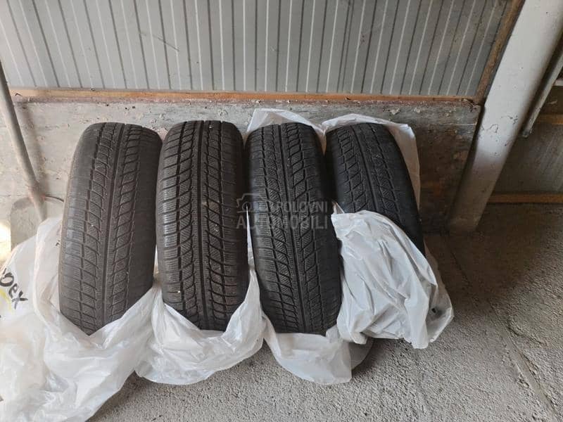 Goodride 225/60 R17 Sve sezone