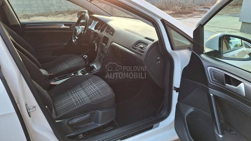 Volkswagen Golf 7 1.6tdi Bluemotion Volkswagen Golf 7 1.6tdi Bluemotion