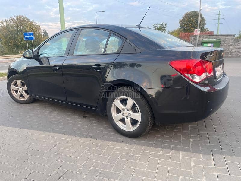Chevrolet Cruze 1.6