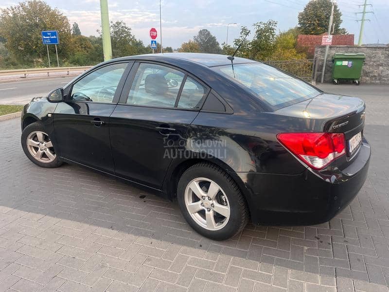 Chevrolet Cruze 1.6