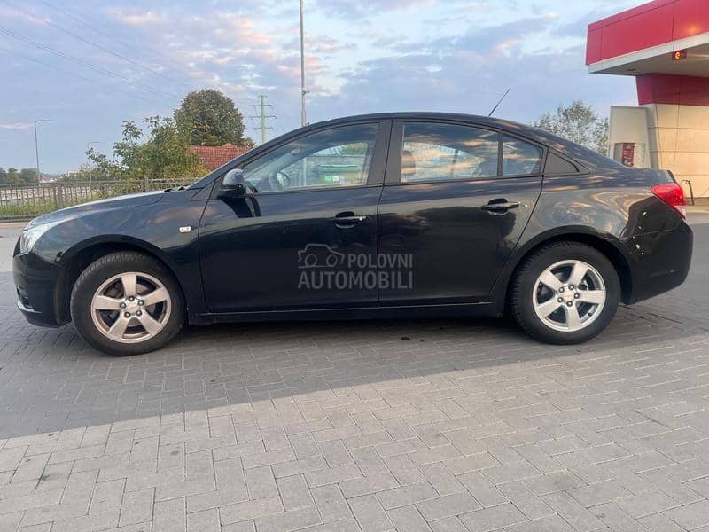 Chevrolet Cruze 1.6