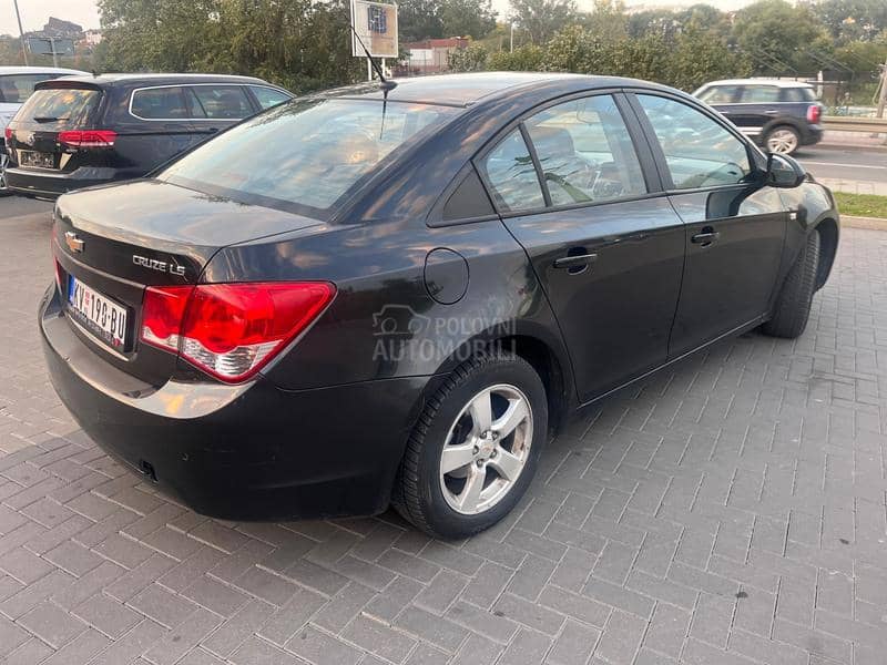 Chevrolet Cruze 1.6