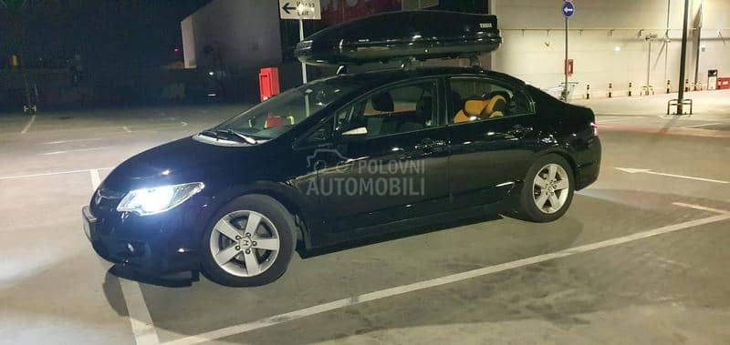 Honda Civic Sedan AT