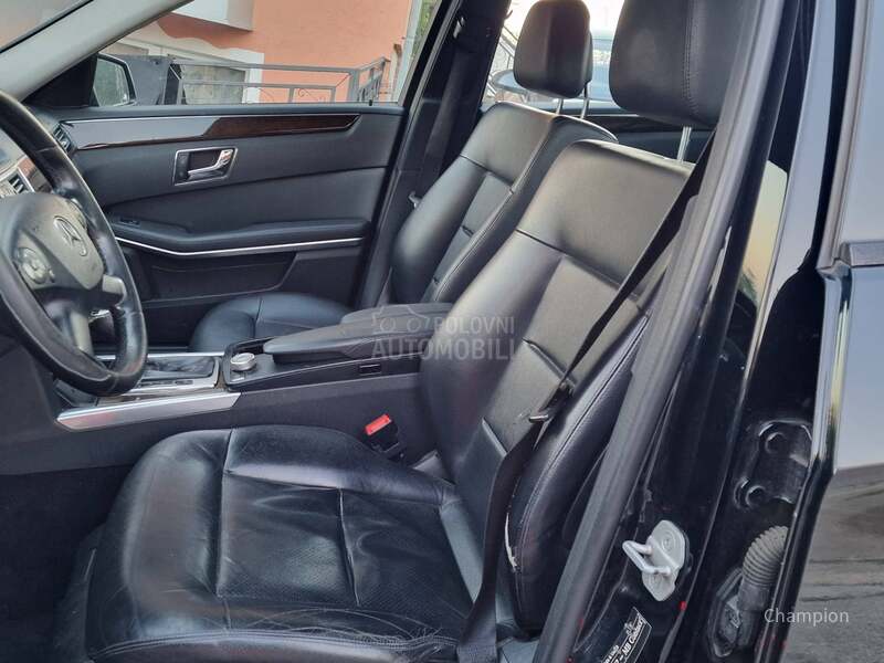 Mercedes Benz E 200 