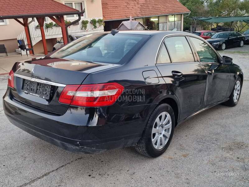 Mercedes Benz E 200 