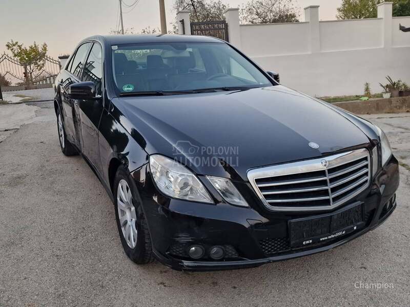 Mercedes Benz E 200 