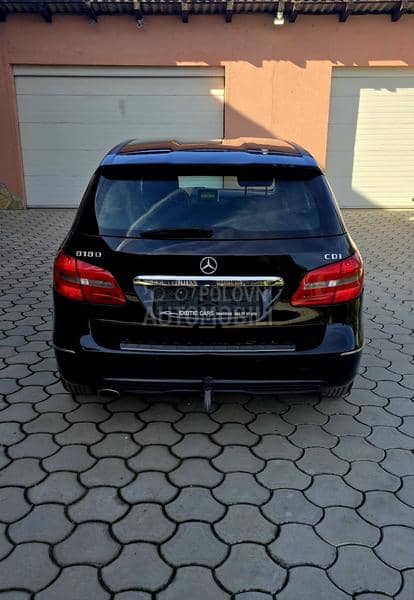 Mercedes Benz B 180 PREMIUM