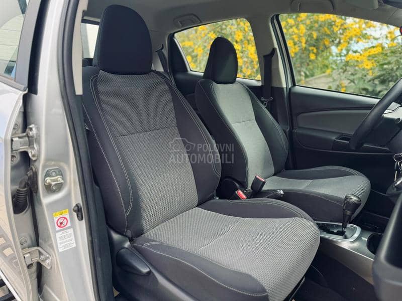 Toyota Yaris 1VL/HIBRID/VVT-i Toyota Yaris 1VL/HIBRID/VVT-i