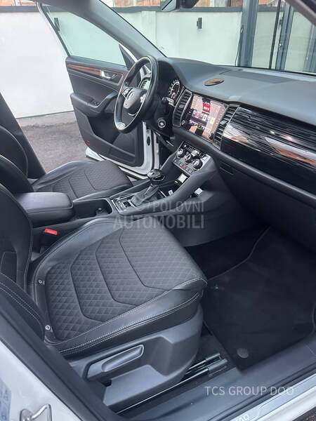 Škoda Kodiaq STYLE PANO. PERLA
