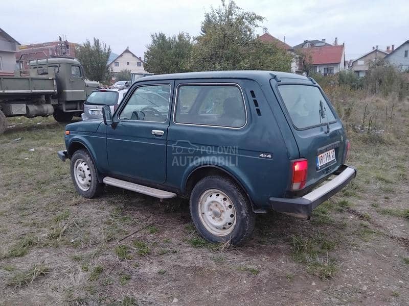 Lada Niva 