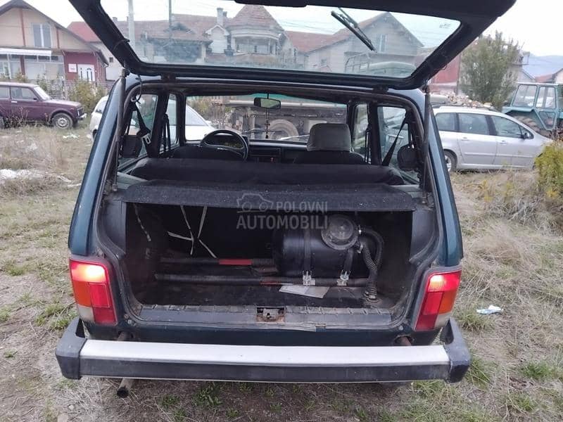 Lada Niva 