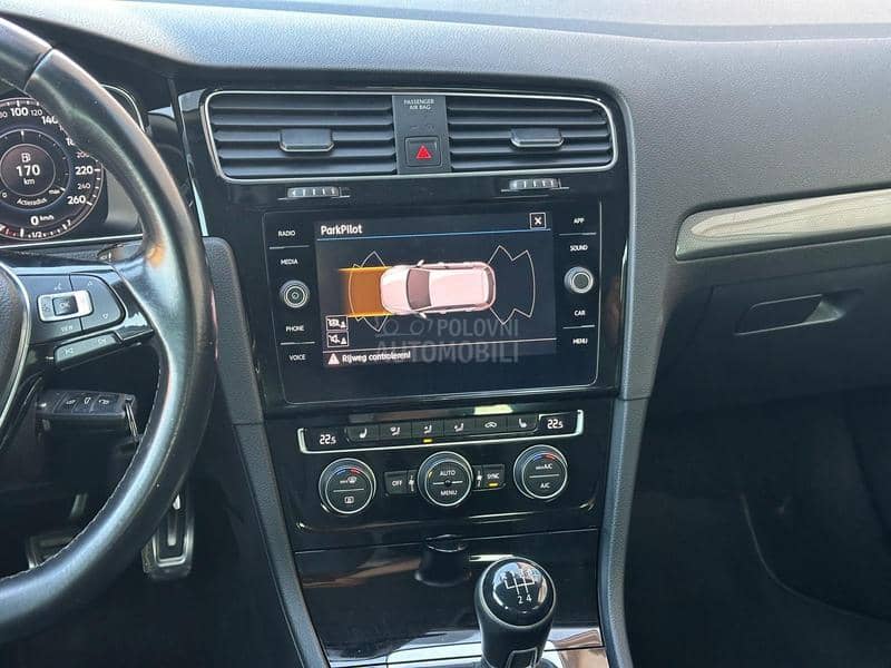 Volkswagen Golf 7 1.6/R-Line/Virtual Volkswagen Golf 7 1.6/R-Line/Virtual