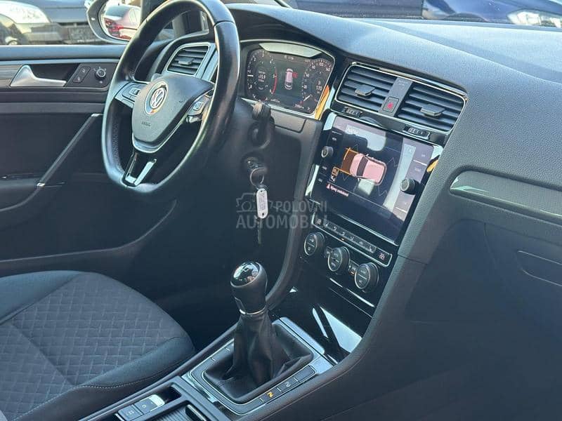 Volkswagen Golf 7 1.6/R-Line/Virtual Volkswagen Golf 7 1.6/R-Line/Virtual