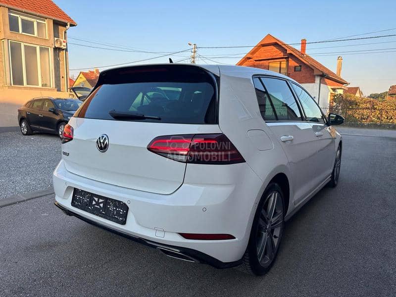 Volkswagen Golf 7 1.6/R-Line/Virtual Volkswagen Golf 7 1.6/R-Line/Virtual