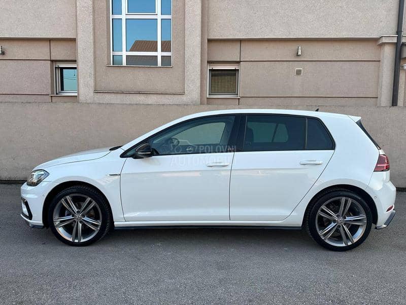 Volkswagen Golf 7 1.6/R-Line/Virtual Volkswagen Golf 7 1.6/R-Line/Virtual