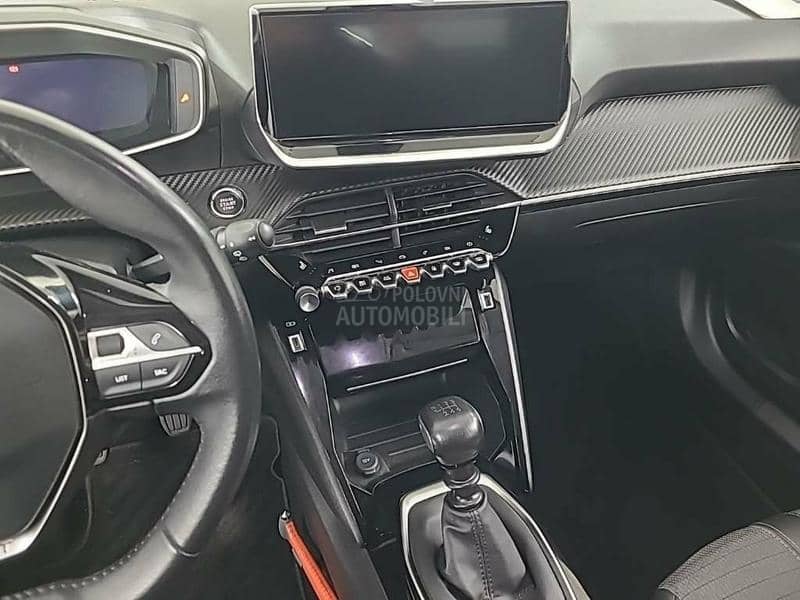 Peugeot 2008 1.2 ALLURE