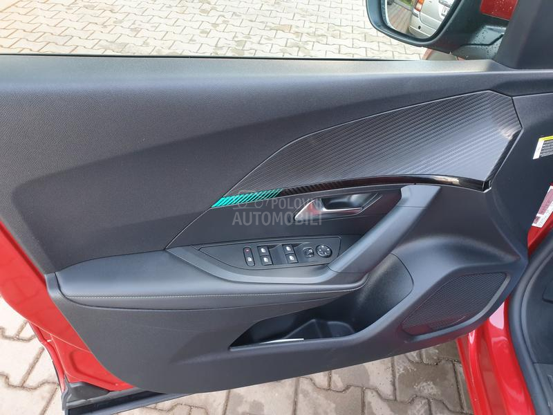 Peugeot 2008 ALLURE