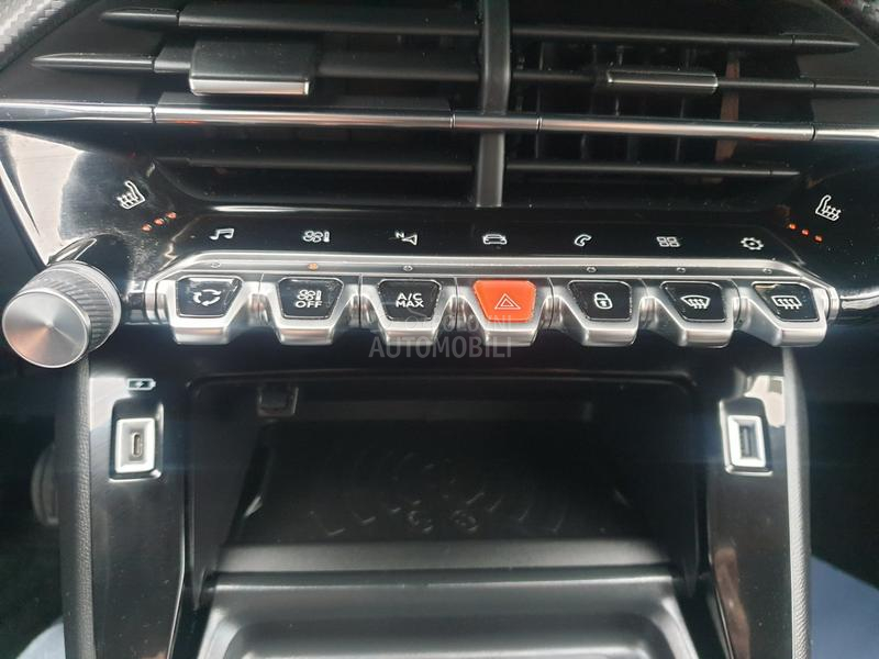 Peugeot 2008 ALLURE