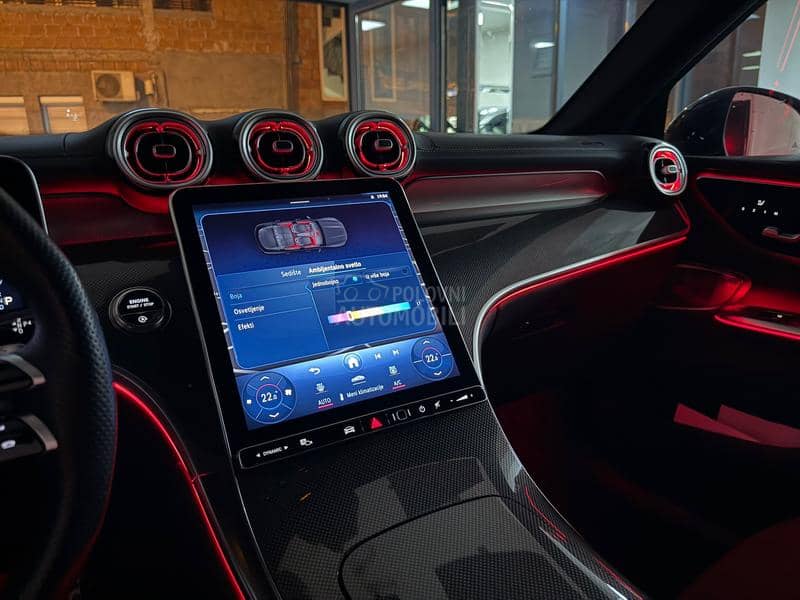 Mercedes Benz GLC 300 AMG NIGHT 360c LIGHT